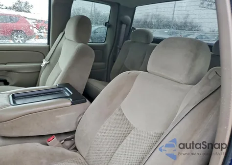 2004 Chevrolet Silverado C1500 from USA, damaged, VIN 2GCEC19T241315103